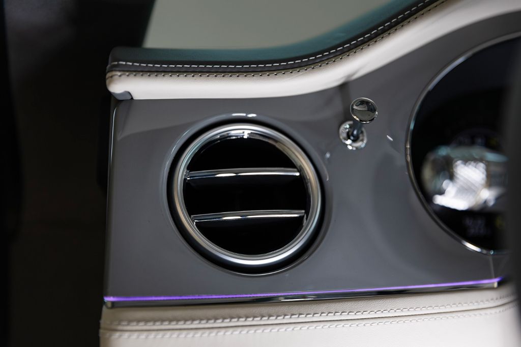 Bentley Continental GT 2025