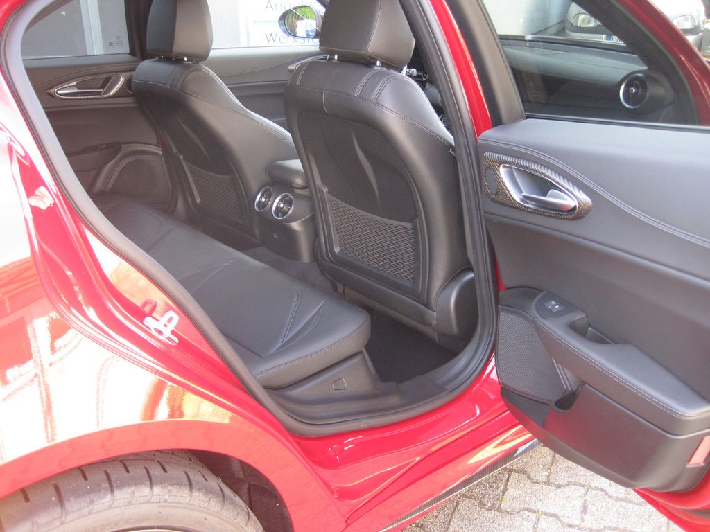 Alfa Romeo Giulia 2025