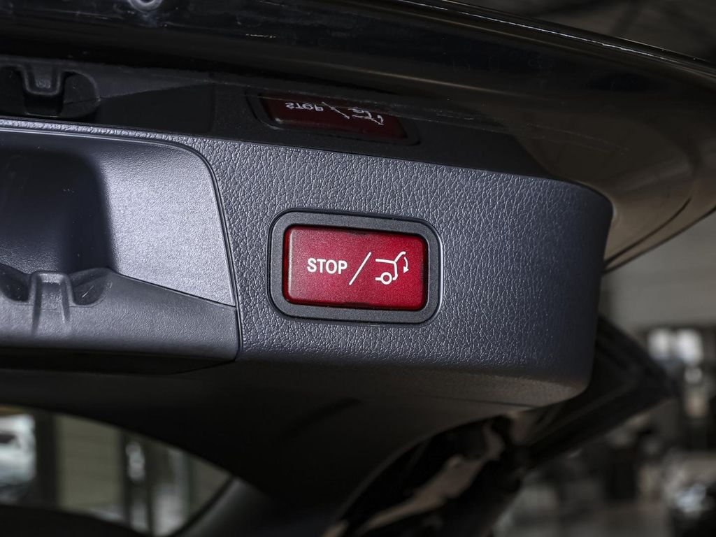 Mercedes-Benz GLB 200 2024