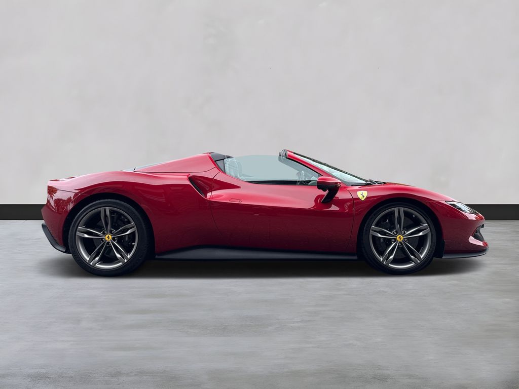 Ferrari 296 GTS 2025