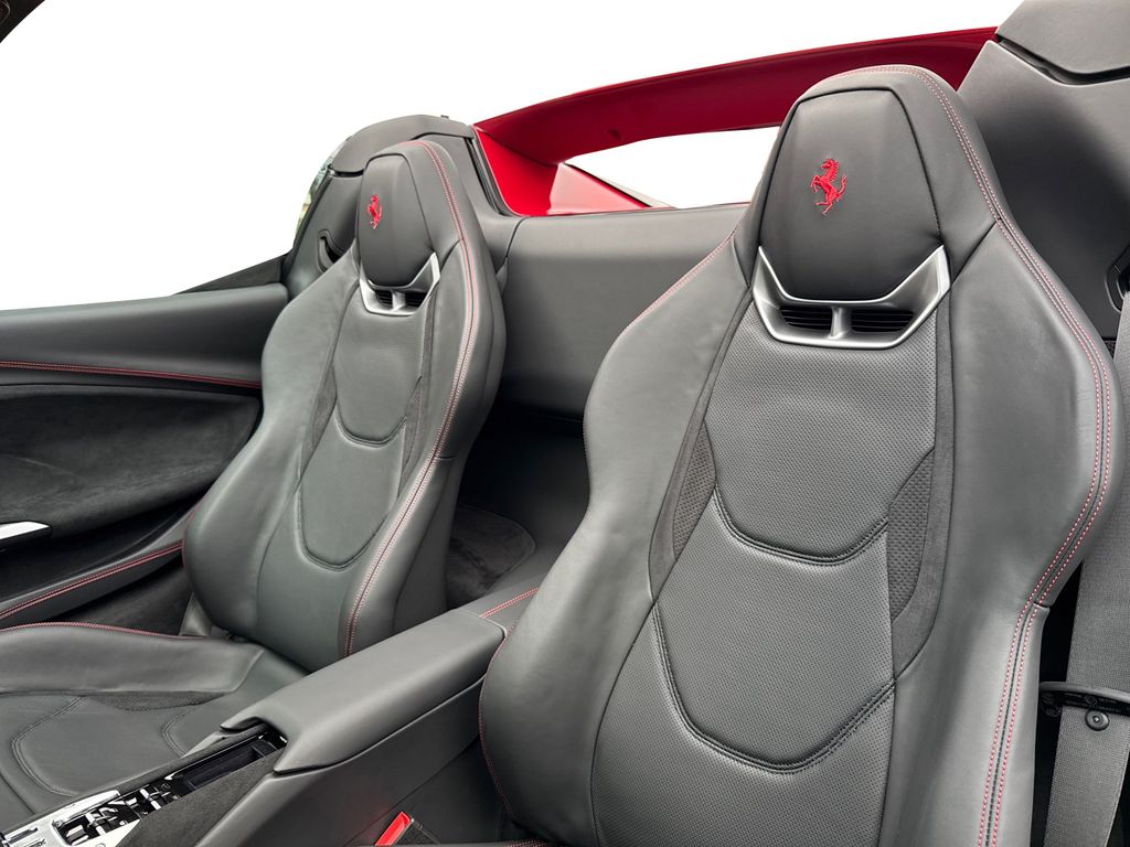 Ferrari 296 GTS 2025