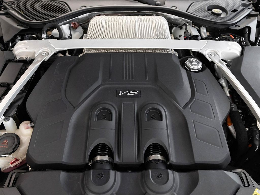 Bentley Continental GTC 2025