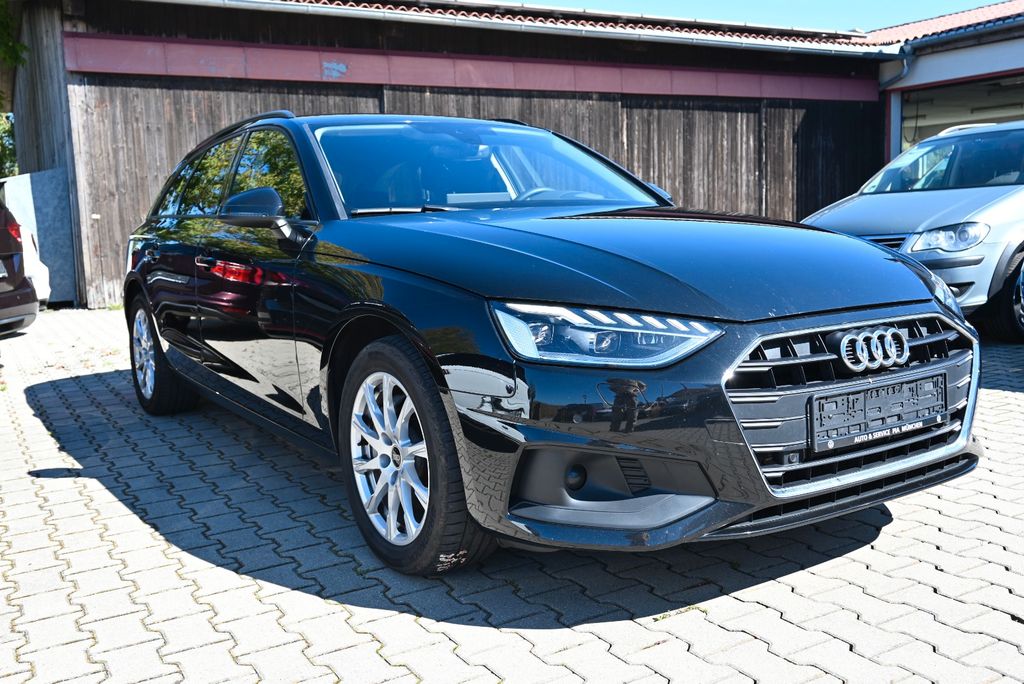 Audi A4 2023
