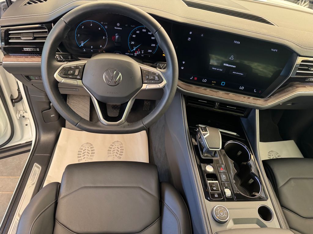 Volkswagen Touareg 2025