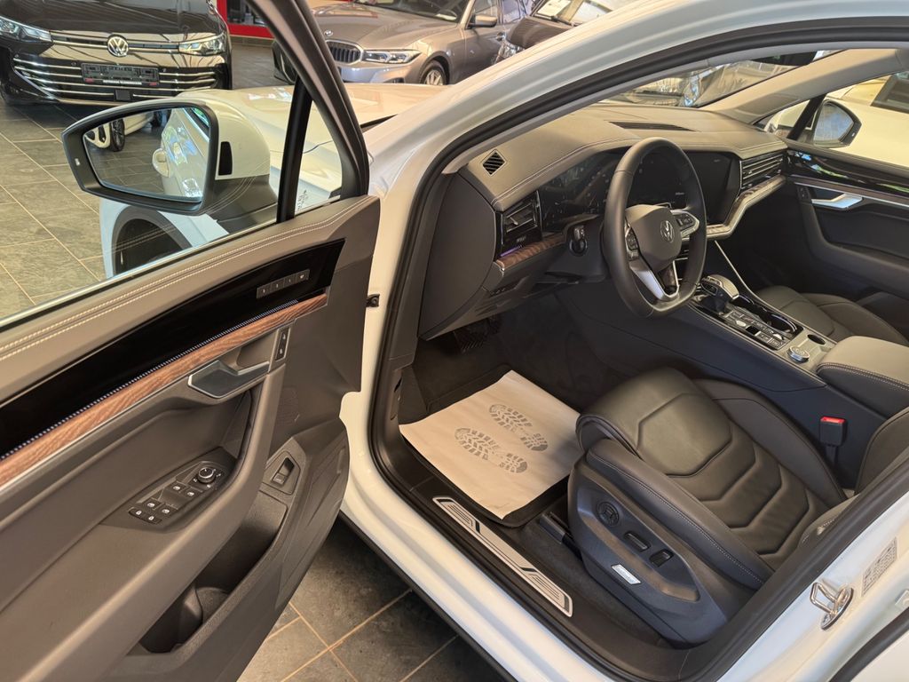 Volkswagen Touareg 2025