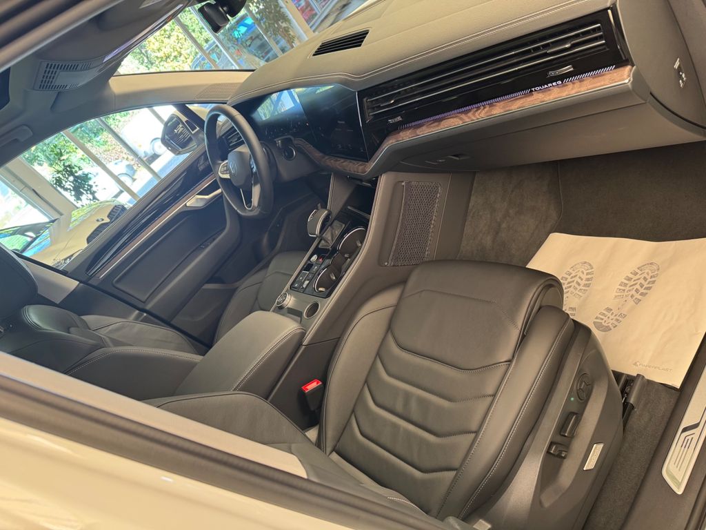 Volkswagen Touareg 2025