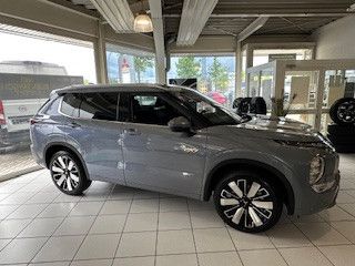 Mitsubishi Outlander 2025