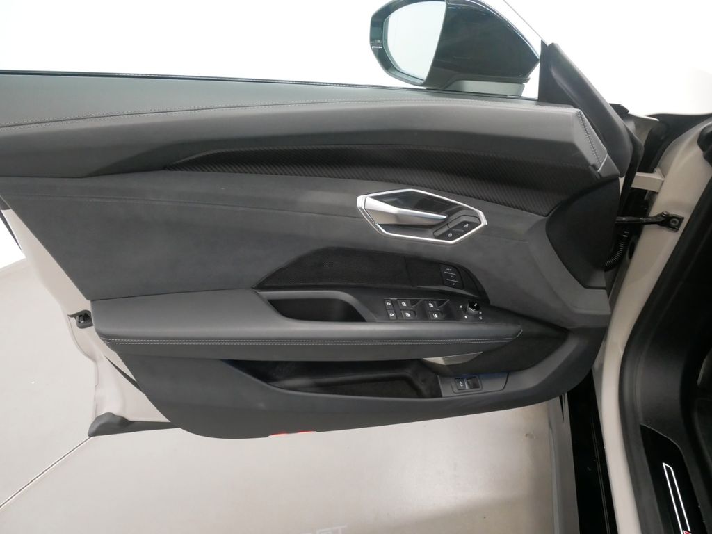 Audi RS e-tron GT 2024