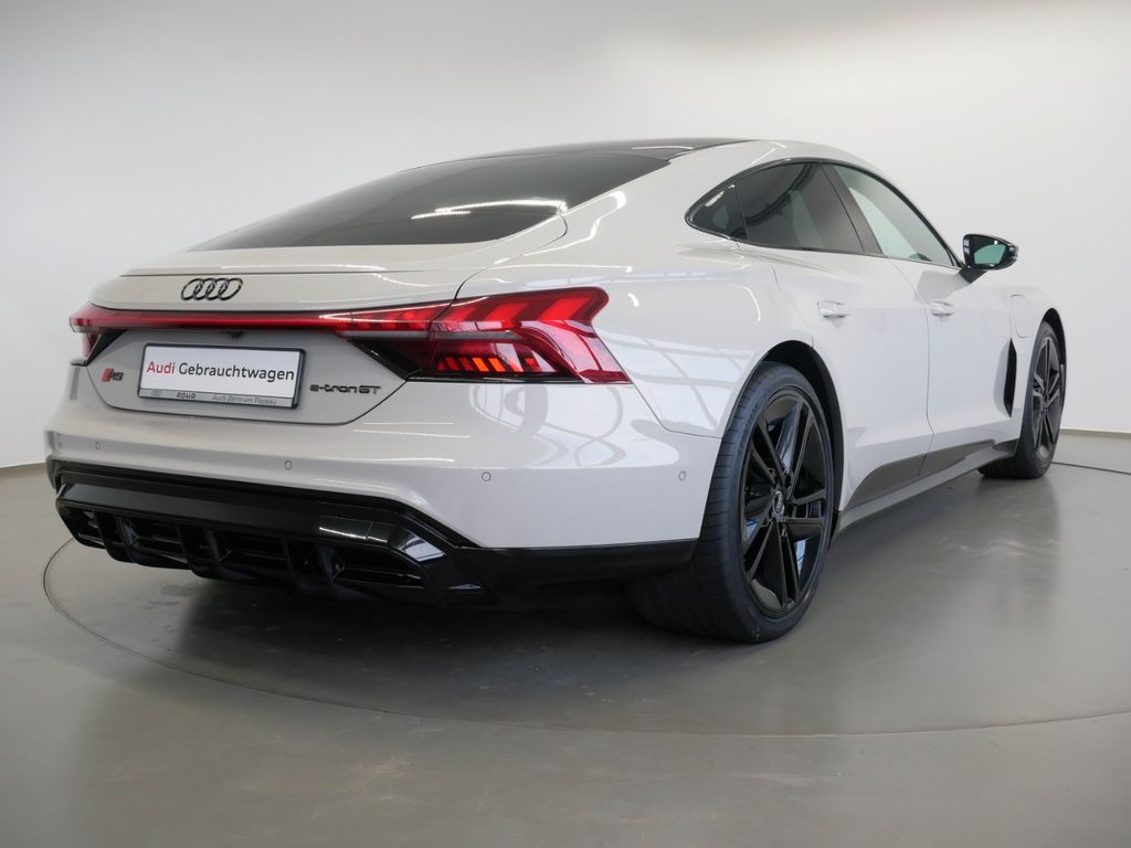 Audi RS e-tron GT 2024