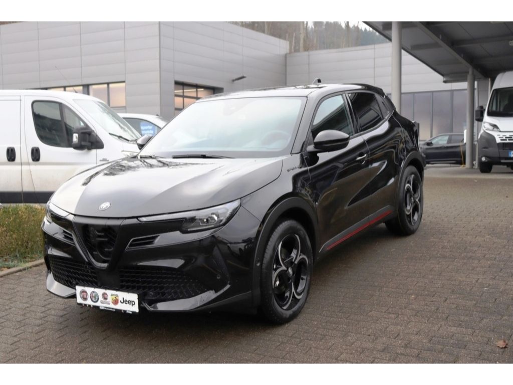 Alfa Romeo Junior 2025