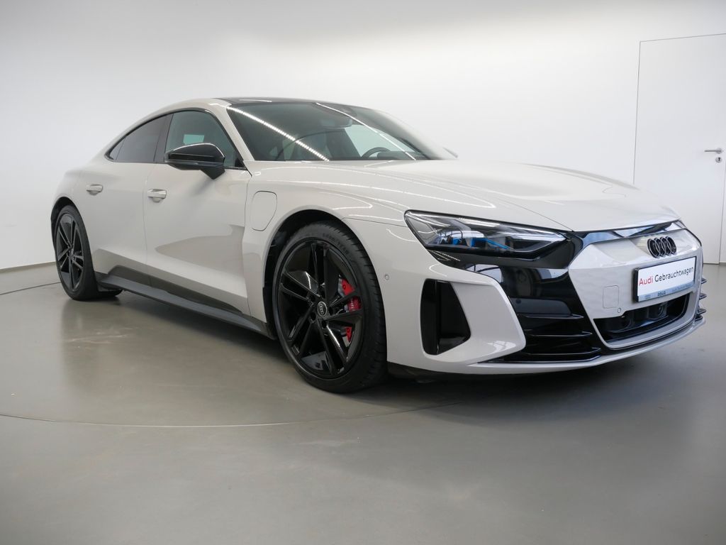 Audi RS e-tron GT 2024