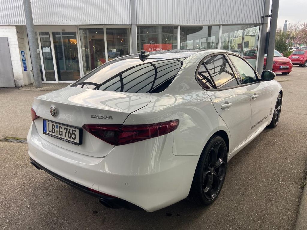 Alfa Romeo Giulia 2023