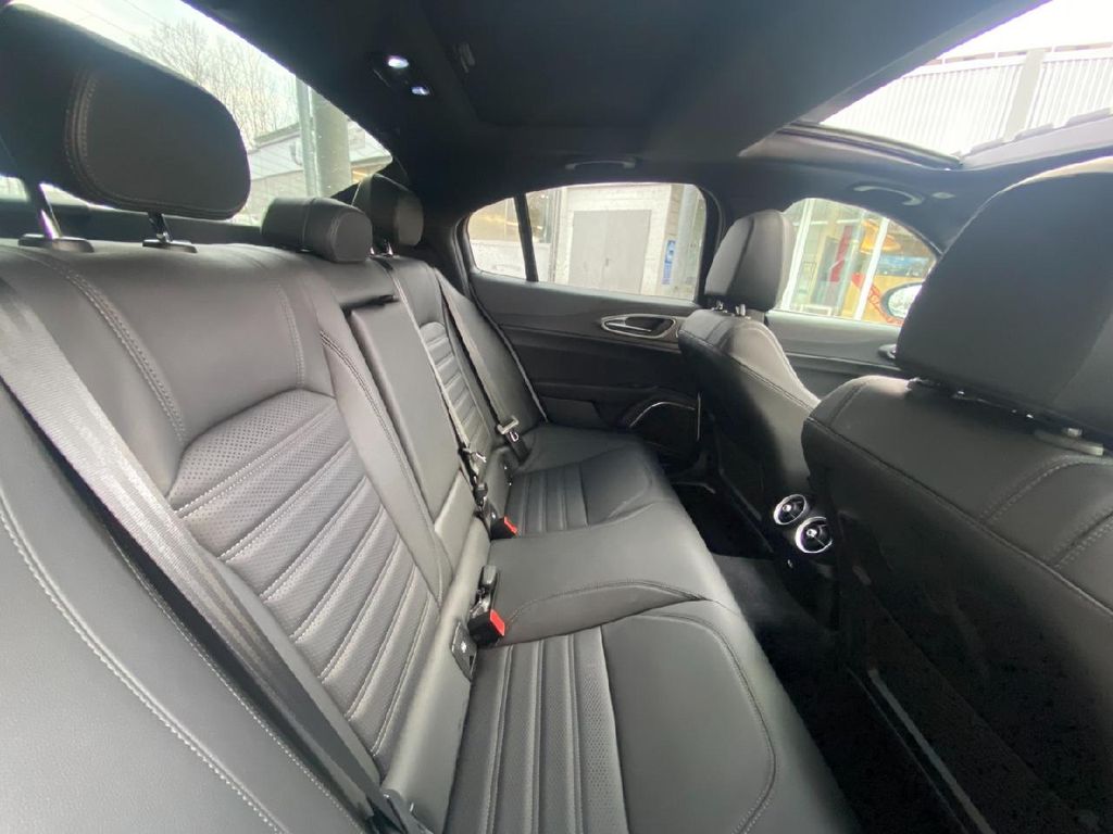 Alfa Romeo Giulia 2023
