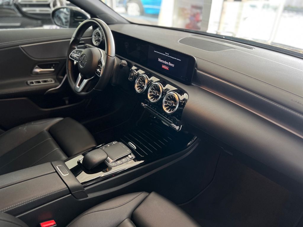 Mercedes-Benz CLA 180 2021