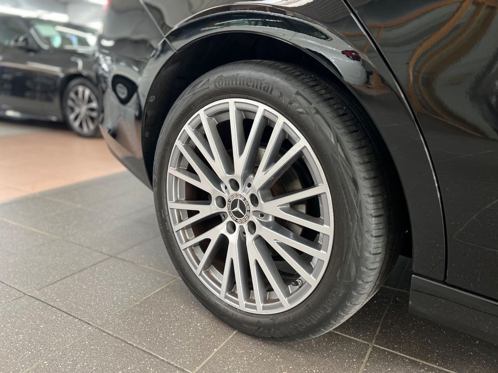 Mercedes-Benz CLA 180 2021