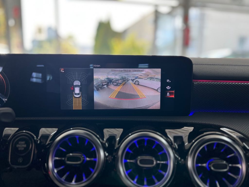 Mercedes-Benz CLA 180 2021