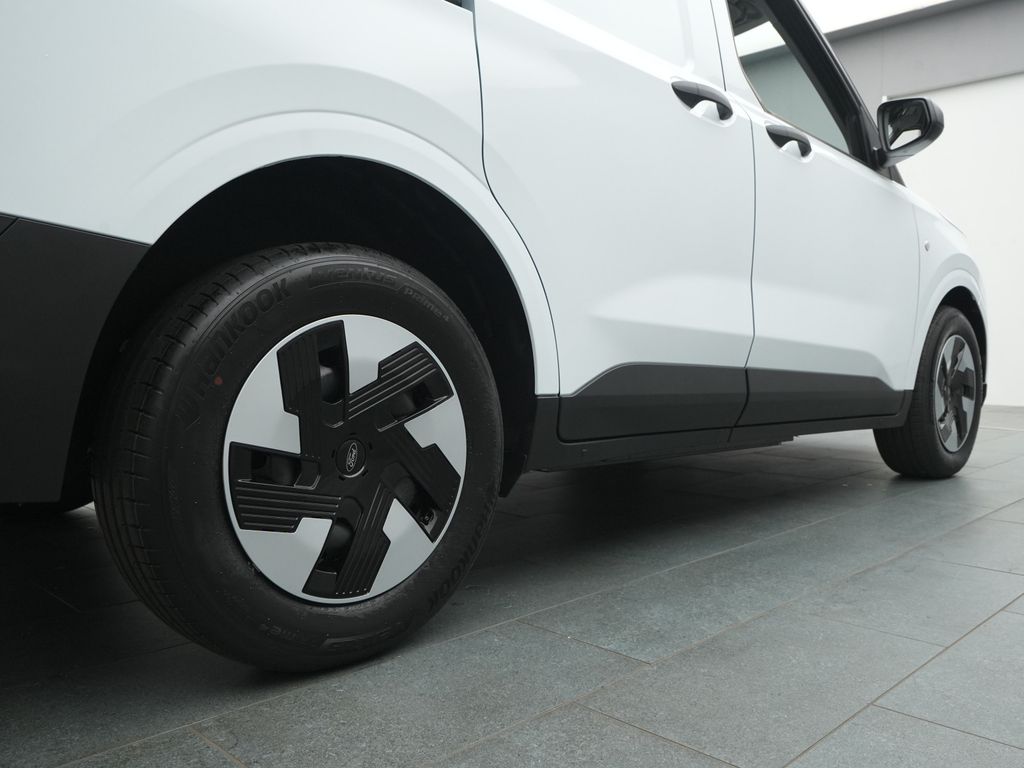 Ford Transit Courier 2025