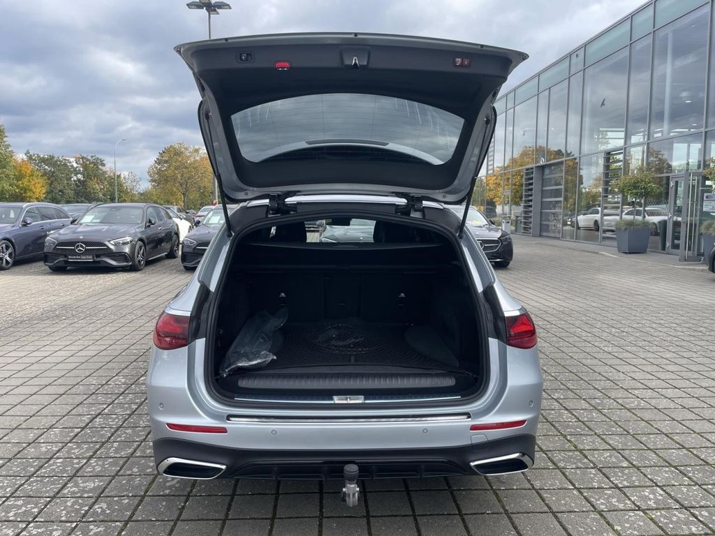 Mercedes-Benz E 300 2025