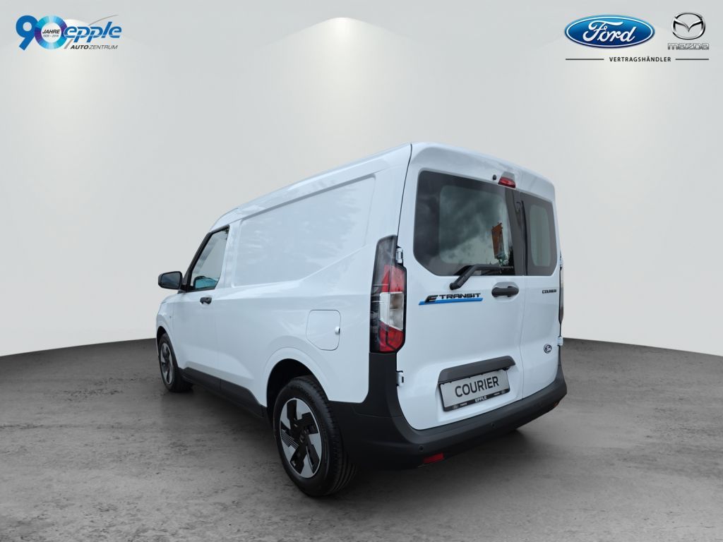 Ford Transit Courier 2025