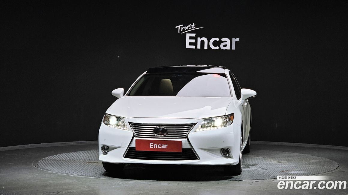 Lexus ES 2013