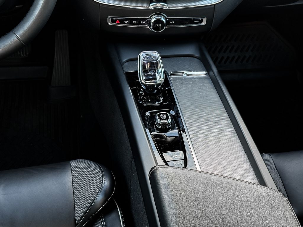 Volvo XC60 2023