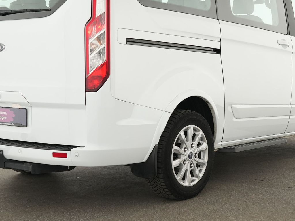 Ford Tourneo Custom 2022