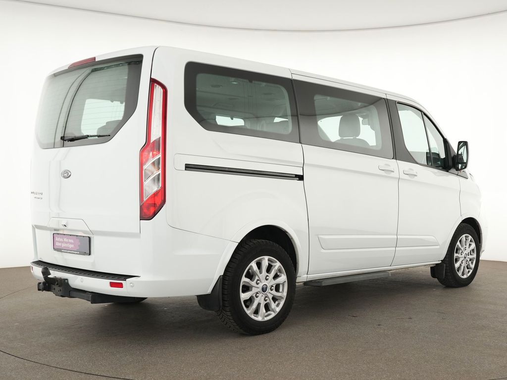Ford Tourneo Custom 2022