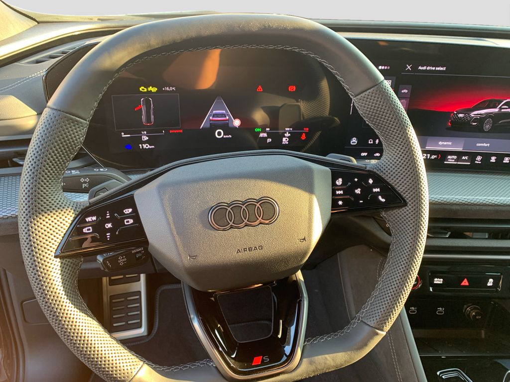 Audi SQ5 2025