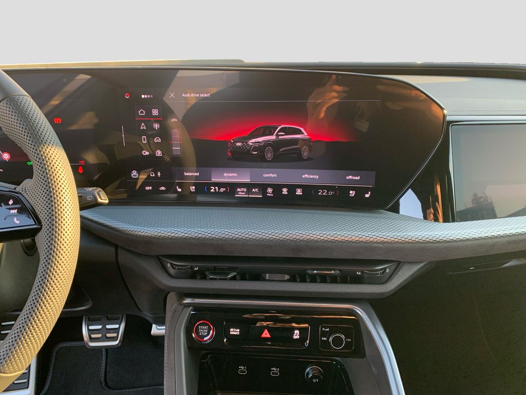 Audi SQ5 2025