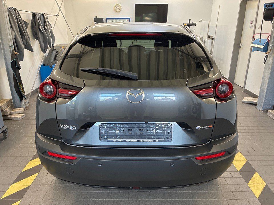 Mazda MX-30 2025