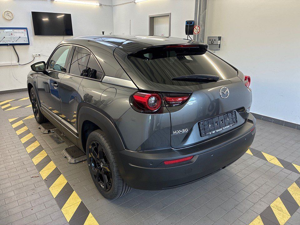 Mazda MX-30 2025