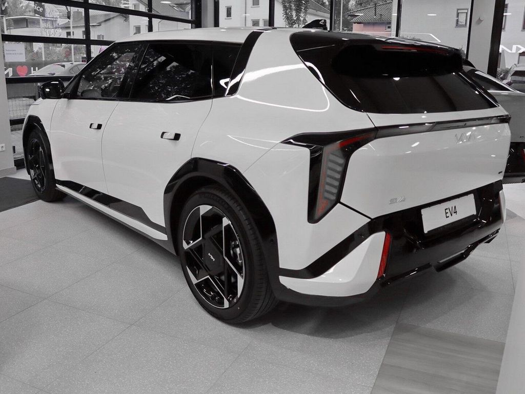 Kia EV4