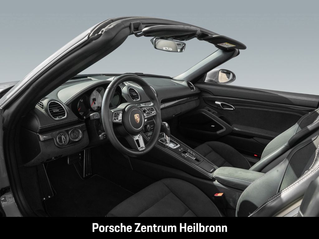 Porsche Boxster 2024