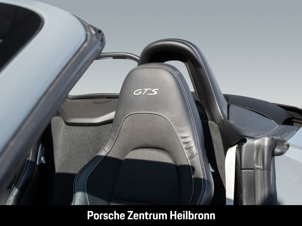 Porsche Boxster 2024