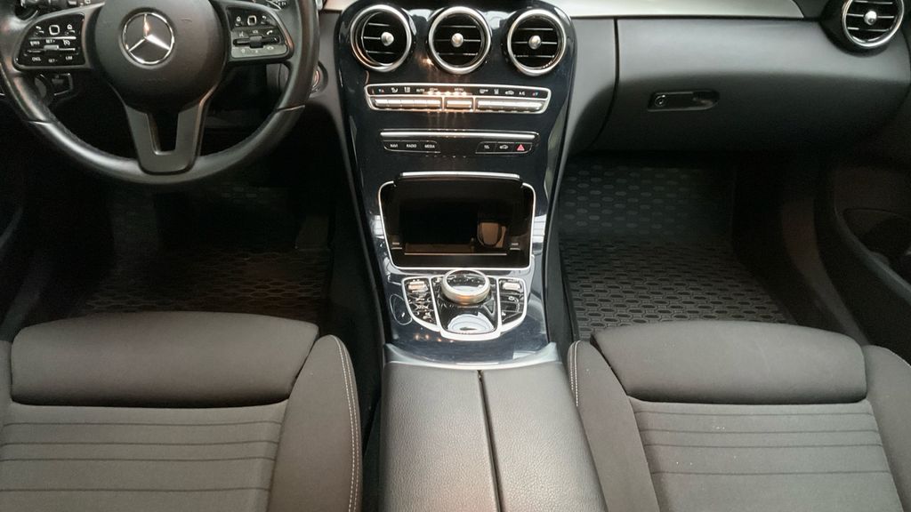 Mercedes-Benz C 300 2020