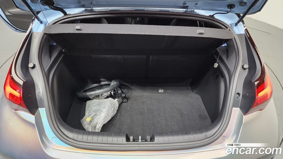 Hyundai Veloster 2019