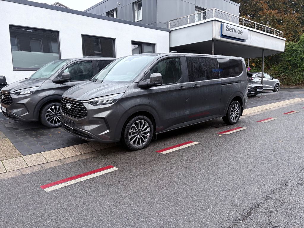Ford Tourneo Custom 2025