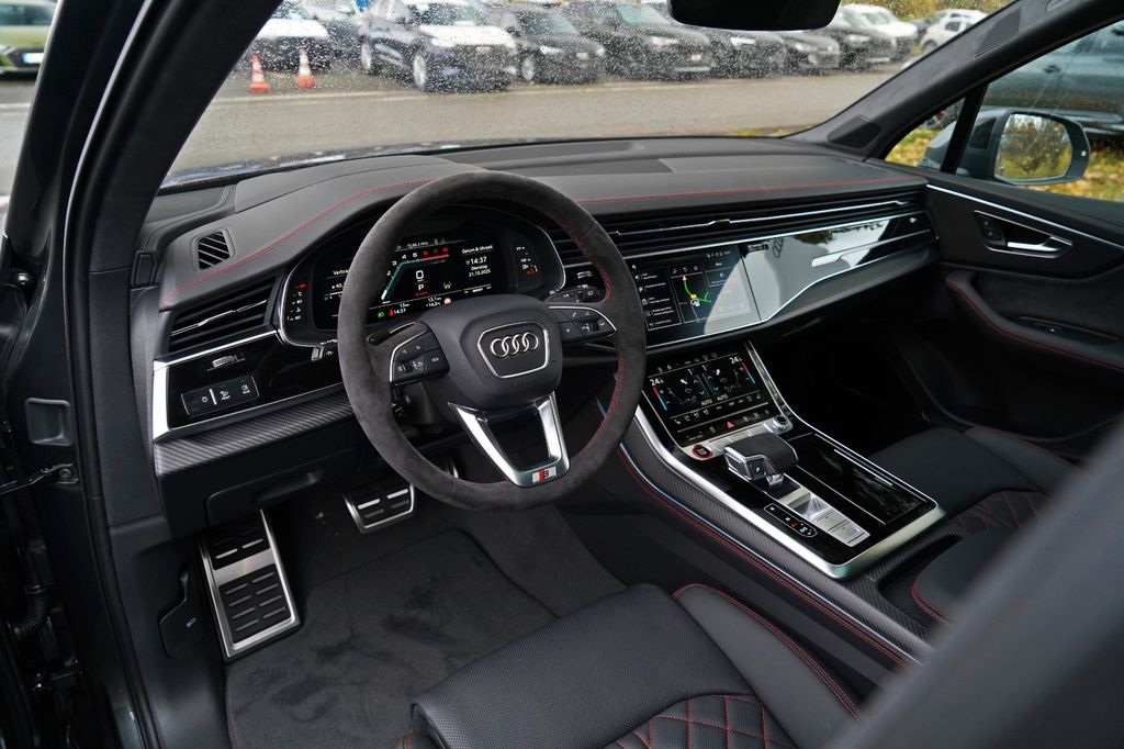 Audi SQ7 2025