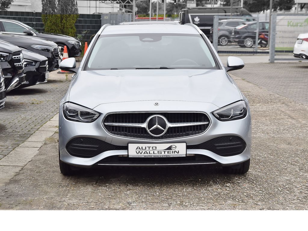Mercedes-Benz C 200 2025