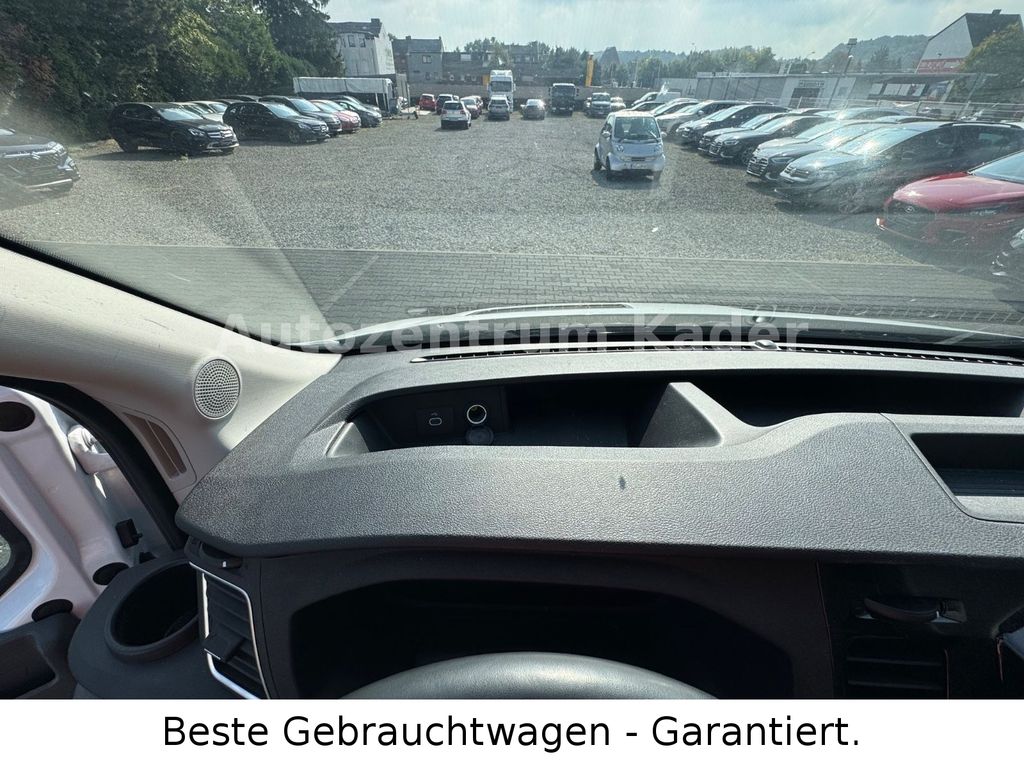 Ford Transit 2025