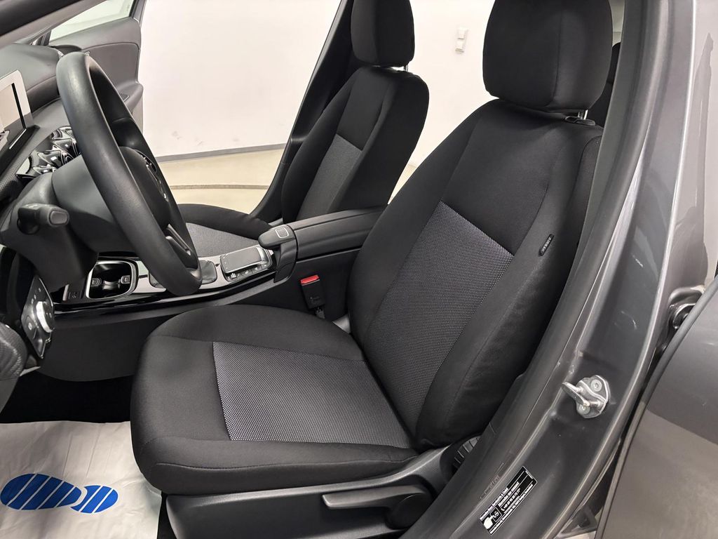 Mercedes-Benz A 200 2022