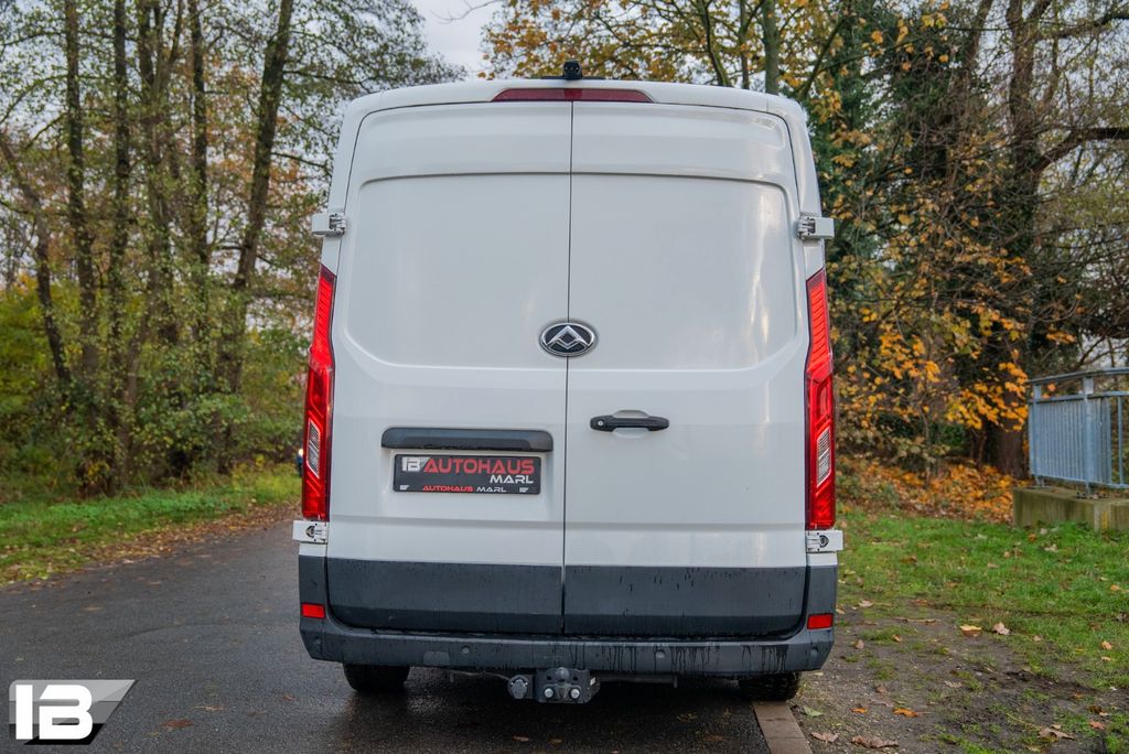 Maxus Deliver 9 2022