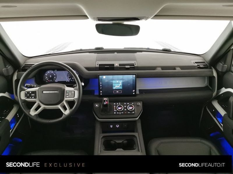 Land Rover Defender 2023