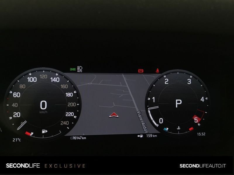 Land Rover Defender 2023