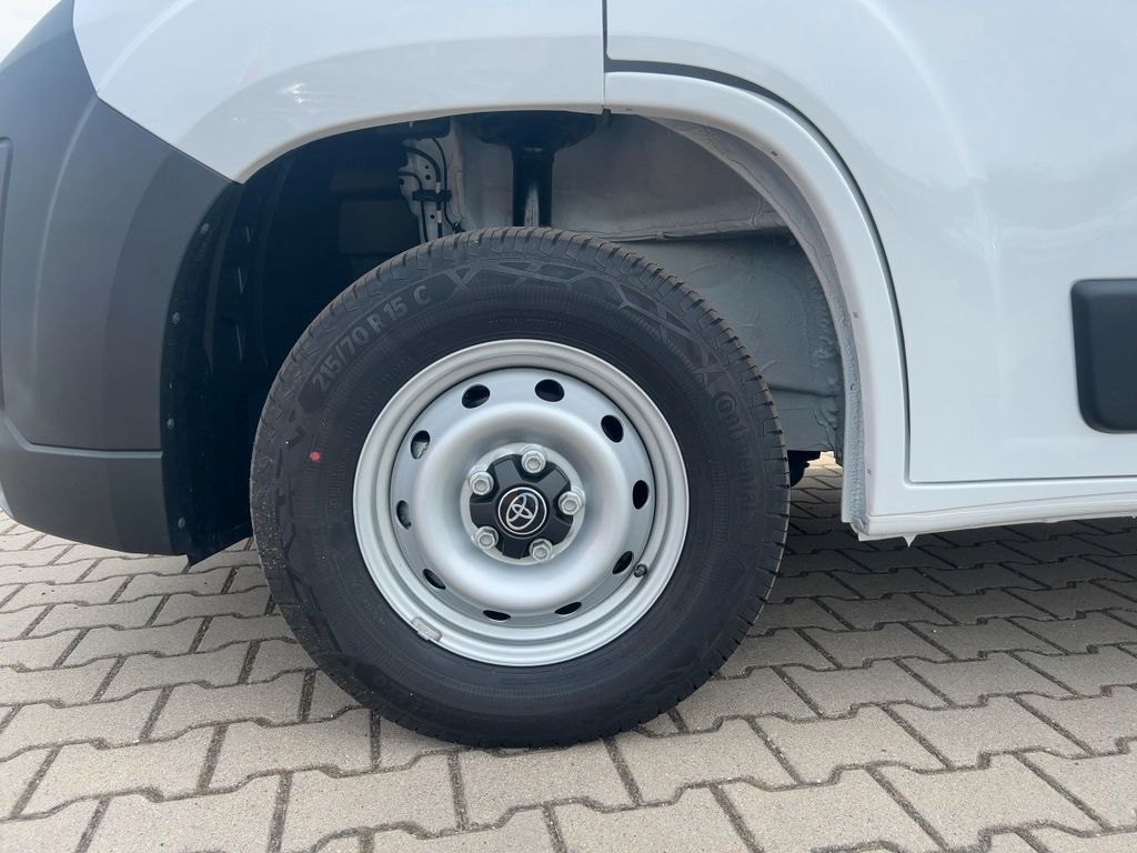 Toyota Proace Max 2024