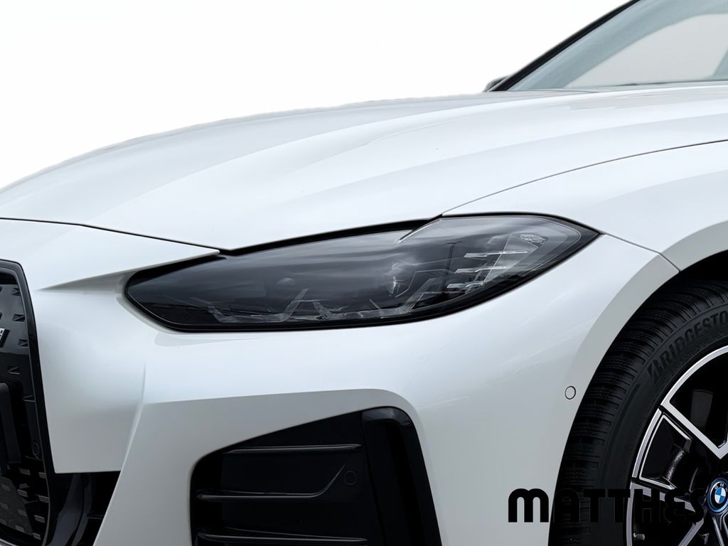 BMW i4 2023