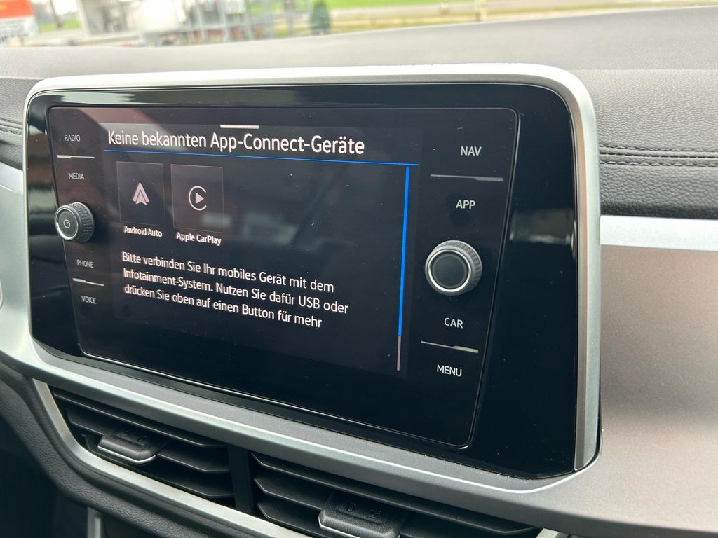 Volkswagen T-Roc 2024