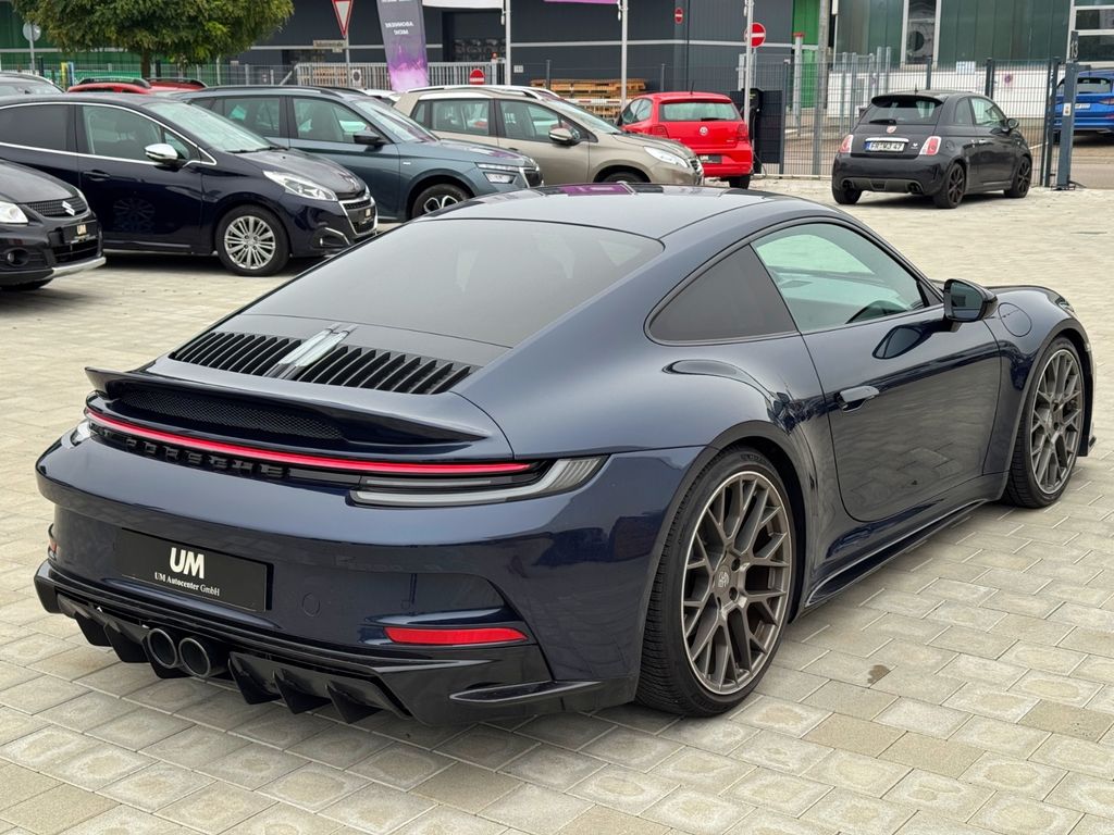 Porsche 992 2021