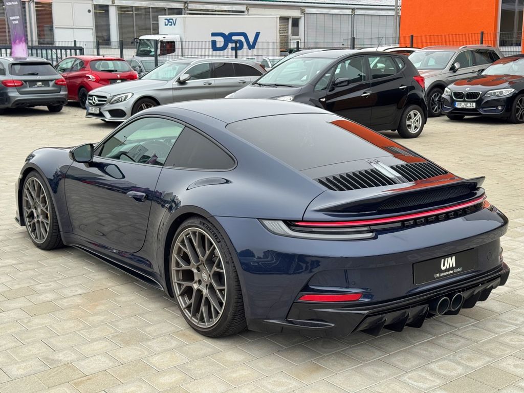 Porsche 992 2021