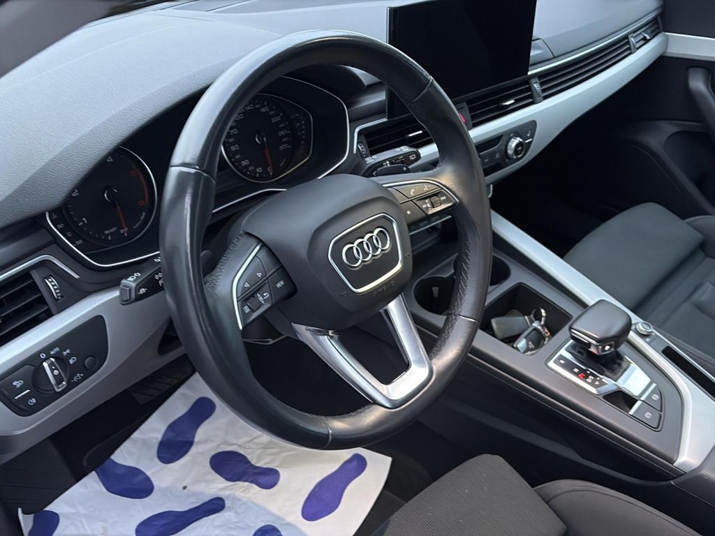 Audi A4 2021